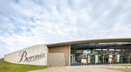 Bodegas beronia forma parte del Fondo Europeo Agrícola de Desarrollo Rural (FEADER)